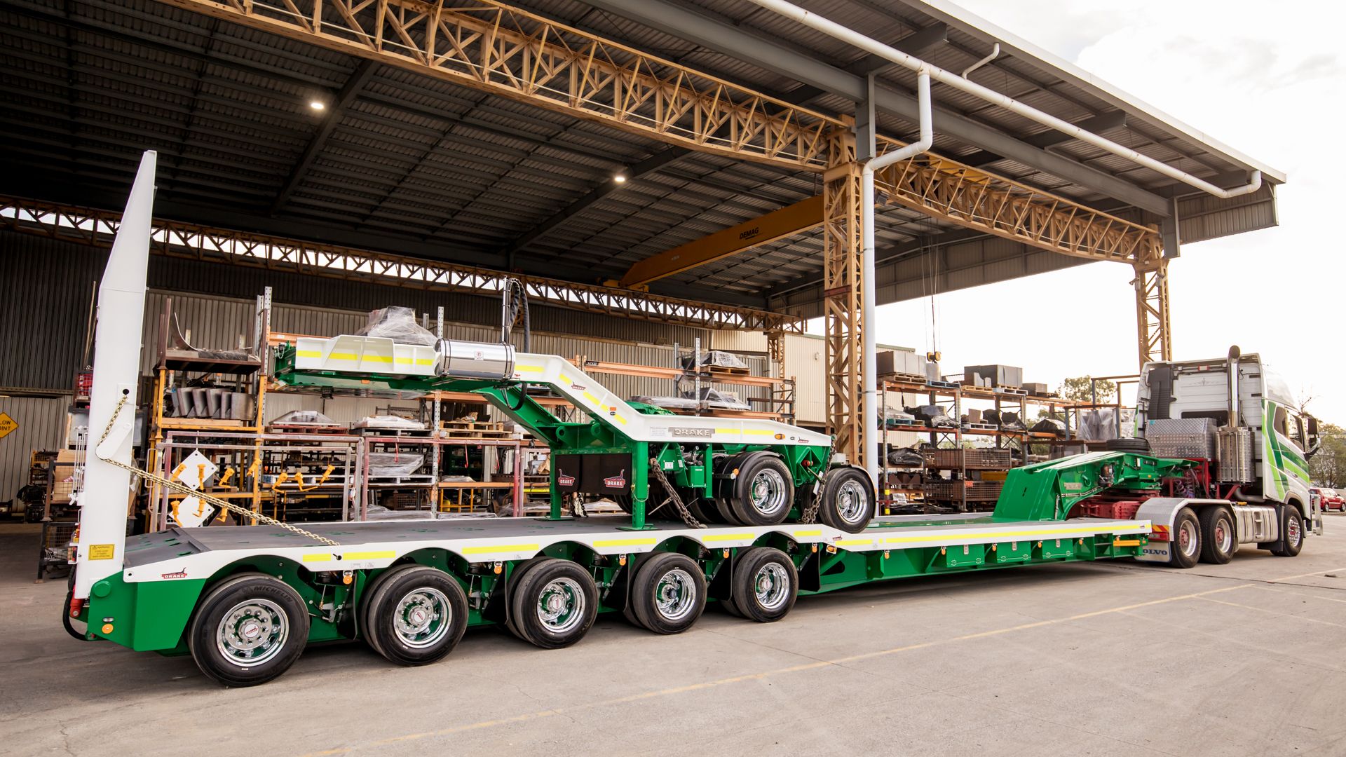 Doolans Heavy Haulage Swingwing trailer 