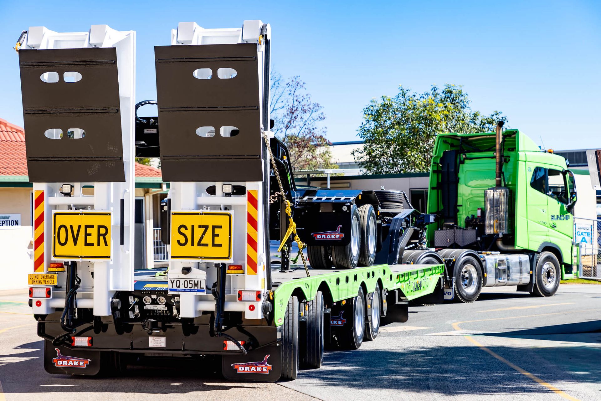 Sunchip Steering Widener and Dolly trailer - The Green Machine - back view