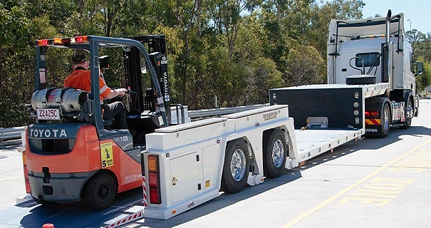 FORKLIFT TRAILER